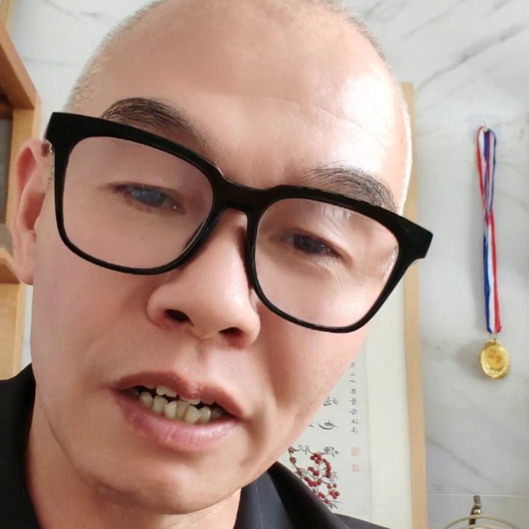 万能的朋友圈给点意见,抖音评论区朋友圈