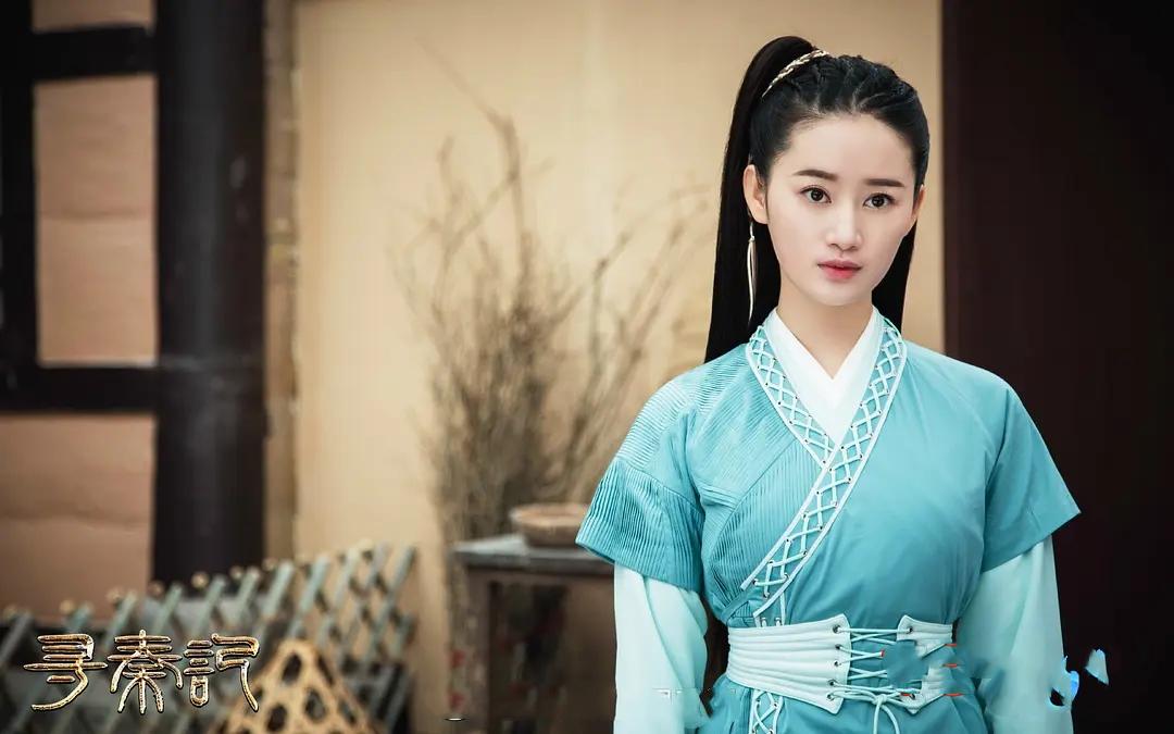 满屏锥子下巴充气硅胶脸，翻拍剧越来越难看，新旧版演员对比惨烈