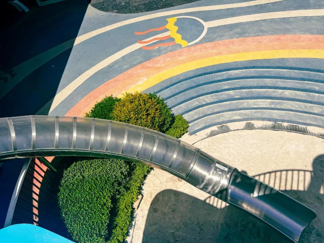 绿城兰园·灯笼鱼艇儿童乐园