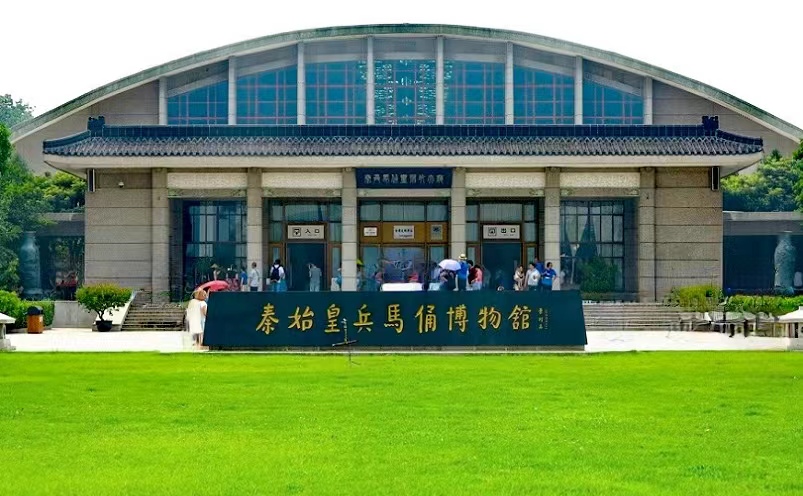 去西安旅游十大必去景点是哪些,去西安旅游必去的十大景点