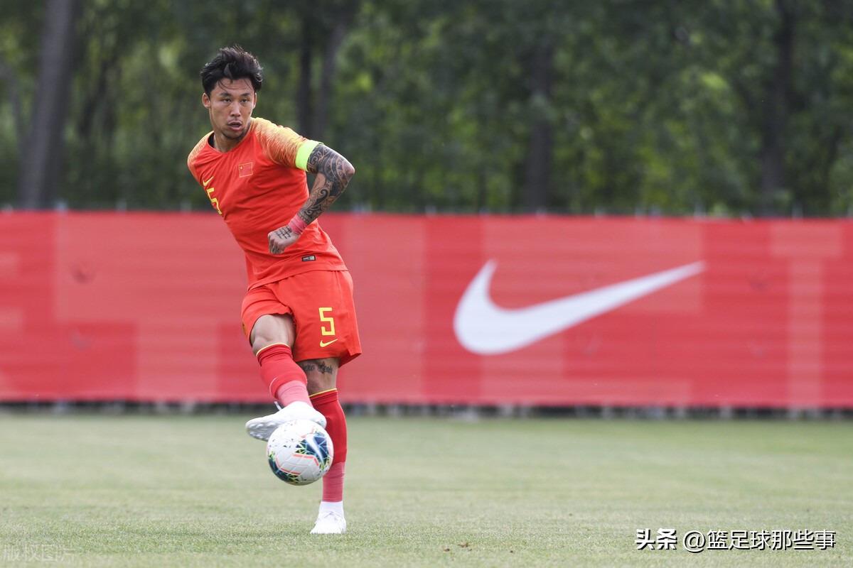 武磊艾克森带领国足冲击世界杯,艾克森和武磊谁更强