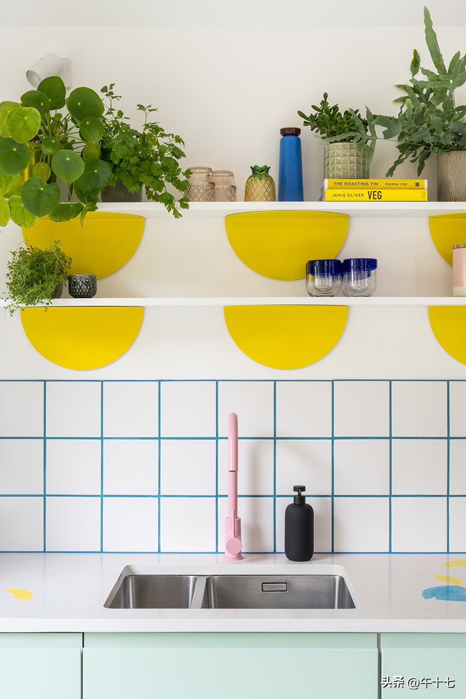 长方形的设计师工作室,设计师的家平面图