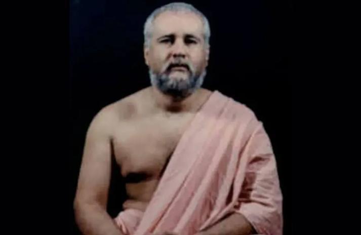 强奸亲生女儿，秘密囚禁几十人……无恶不作的他，死于狱中！