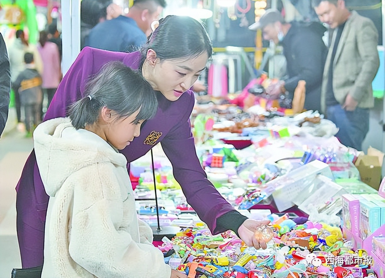 打卡西宁夜市里的烟火气,西宁夜市真实原声视频