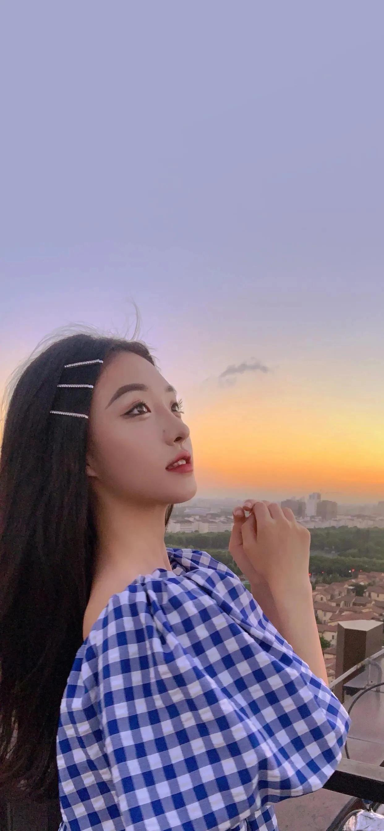 全屏美女壁纸高颜值写真,超清美女原图壁纸写真