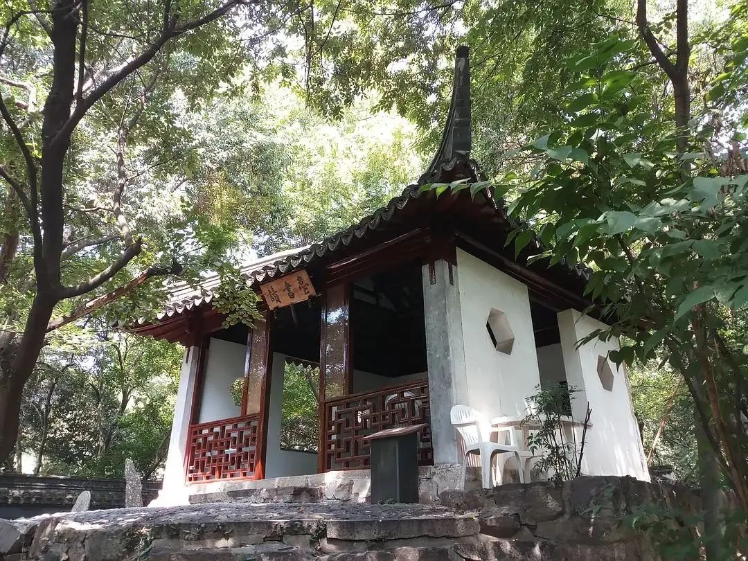 常熟银湖园林古典别墅,常熟四大私家园林