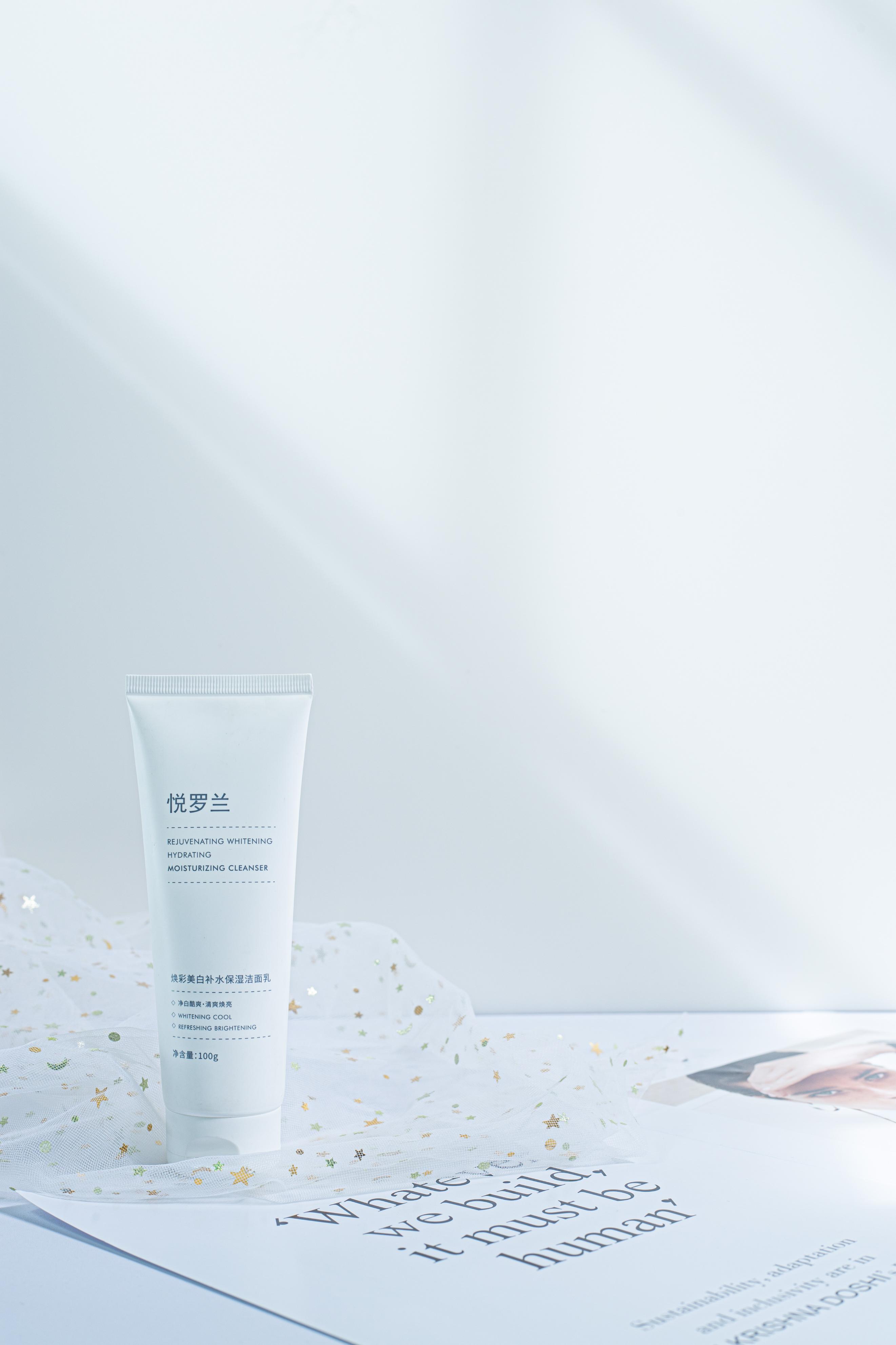 男士保湿洗面奶排行榜第一名,男士洗面奶排行榜第一名补水