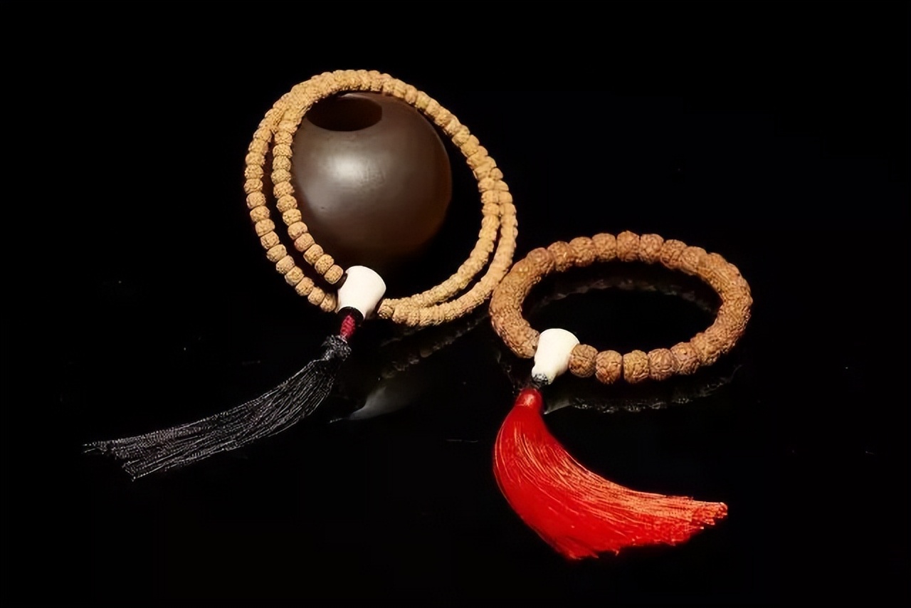 大尺寸藏式小金刚玉化包浆,藏式盘龙小金刚容易包浆吗