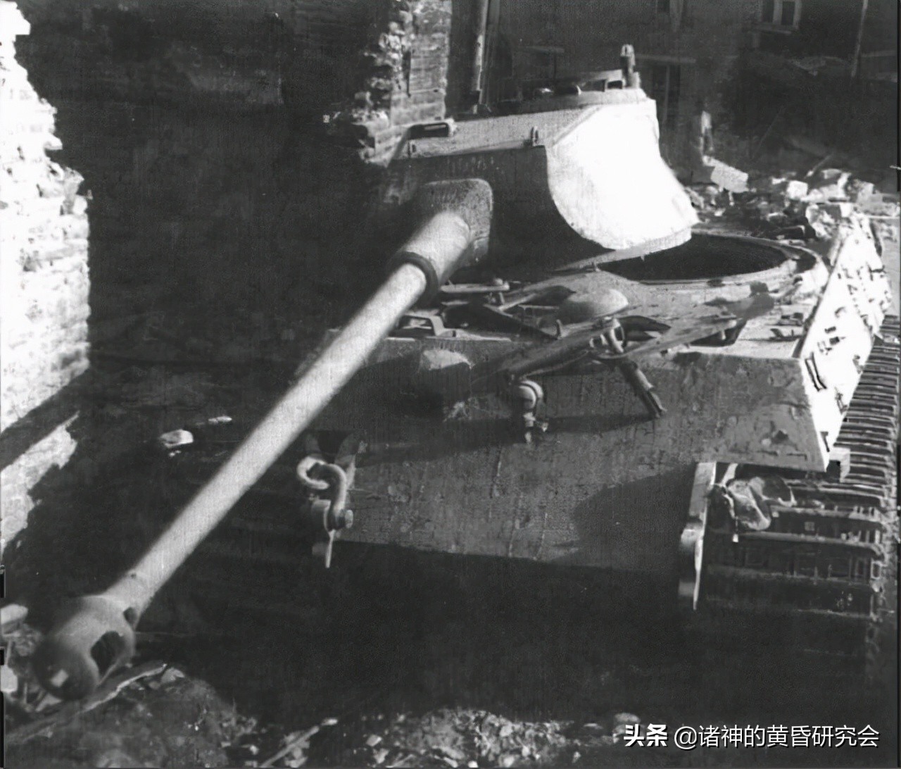 陆战之王坦克真的不行了吗,陆战之王坦克怎么没用了