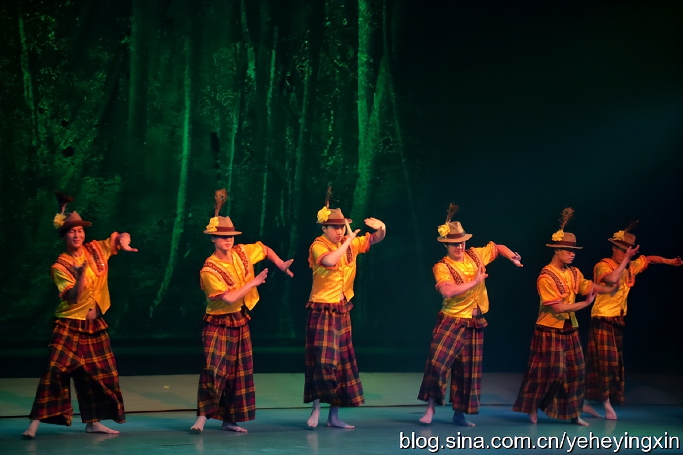 丽江丽水金沙表演好看吗,丽水金沙民族歌舞表演