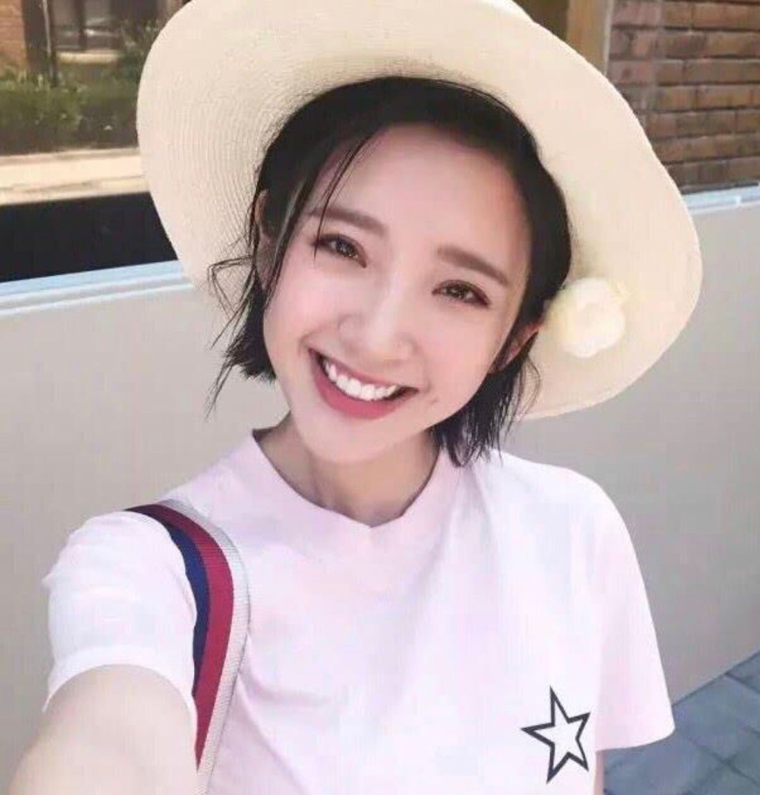 脸上有这3个特征露出五官更好看,脸上有这几种特征八成越长越漂亮