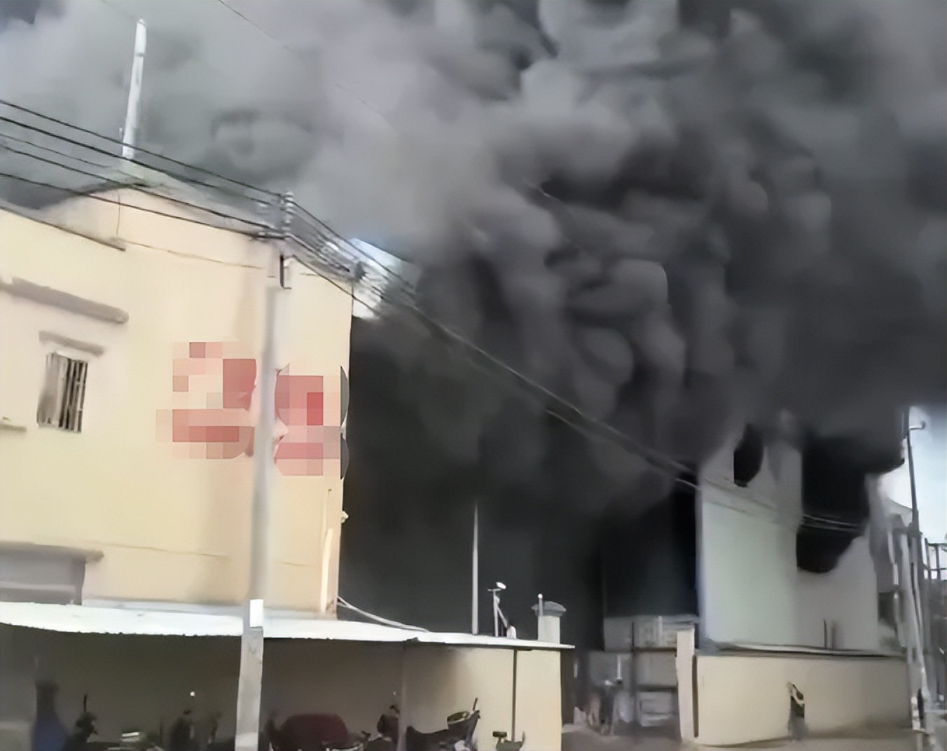 广东一厂房发生火灾,乳胶厂火灾最新消息