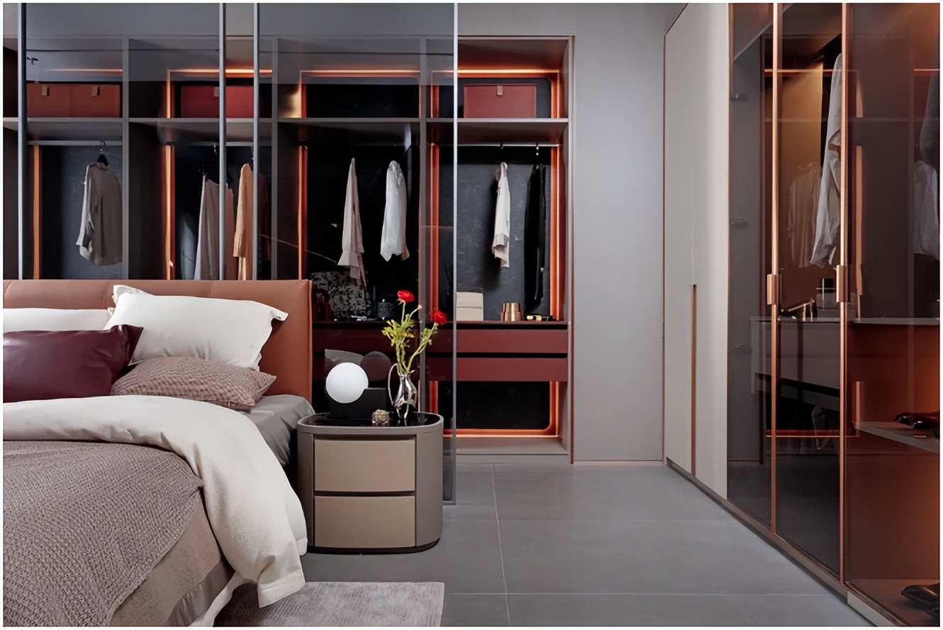 浴室柜什么材质的好又实用,选择什么样的浴室柜最好