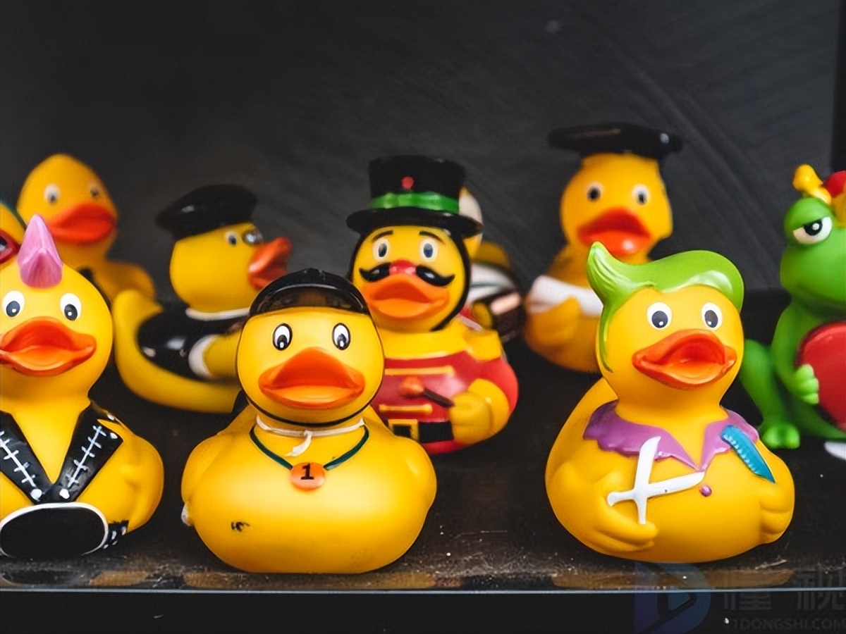 买一只可达鸭多少钱,一鸭难求的可达鸭为何成爆款