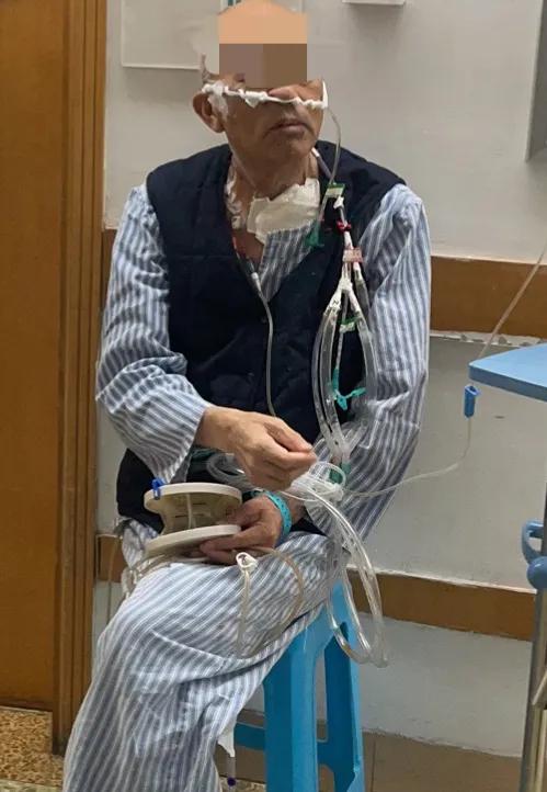 我爸爸得了食道癌原因,父亲得了食管癌晚期儿女该怎么做