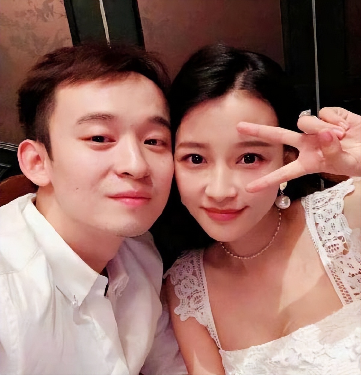 董子健孙怡离婚后首同框图文,董子健离婚后谈及孙怡原视频