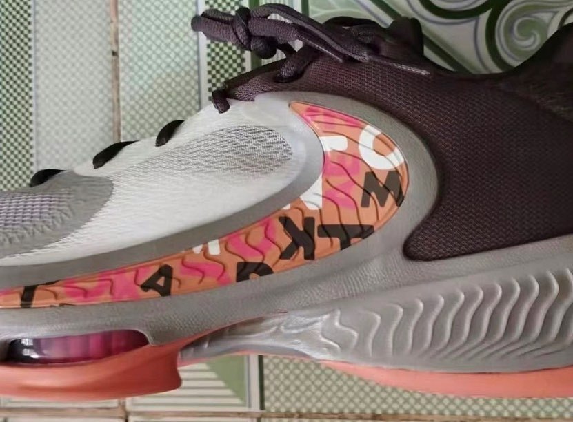 耐克乔丹联名款aj经典款黑白低帮,耐克KD15球鞋