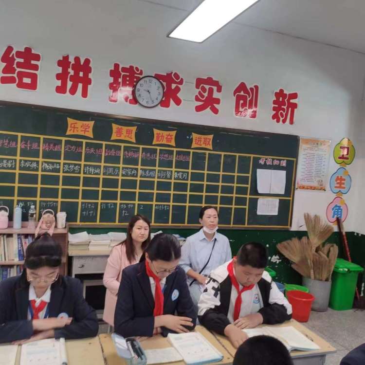 垣曲县七一小学家访活动记录表,垣曲县七一小学感恩教育