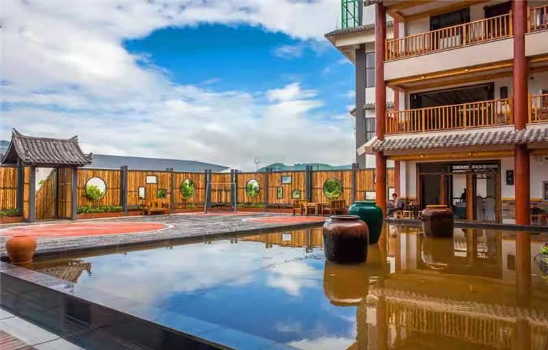 浜戝闆北瑙傛櫙绮惧搧瀹㈡爤,浜戝姘戝