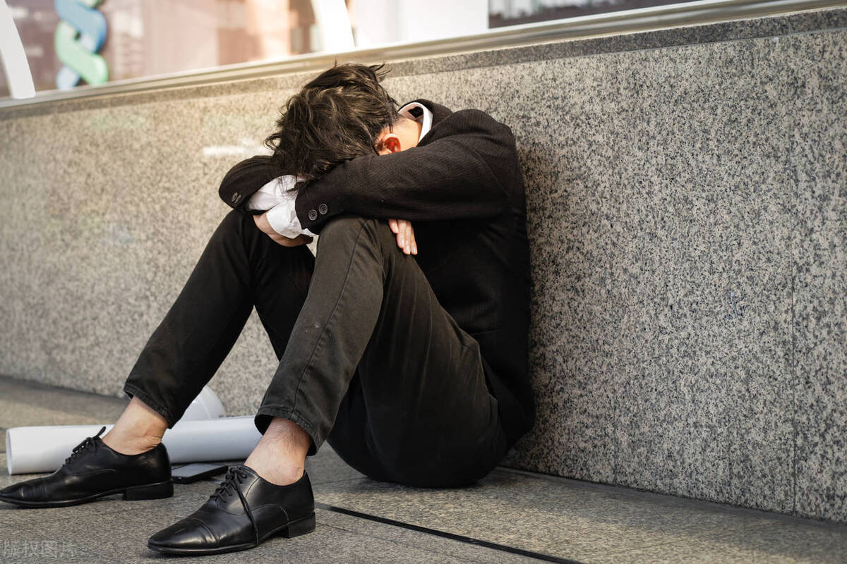 100个聊天话题和女生聊天必备技巧,学习与女生聊天的方法和谈话技巧