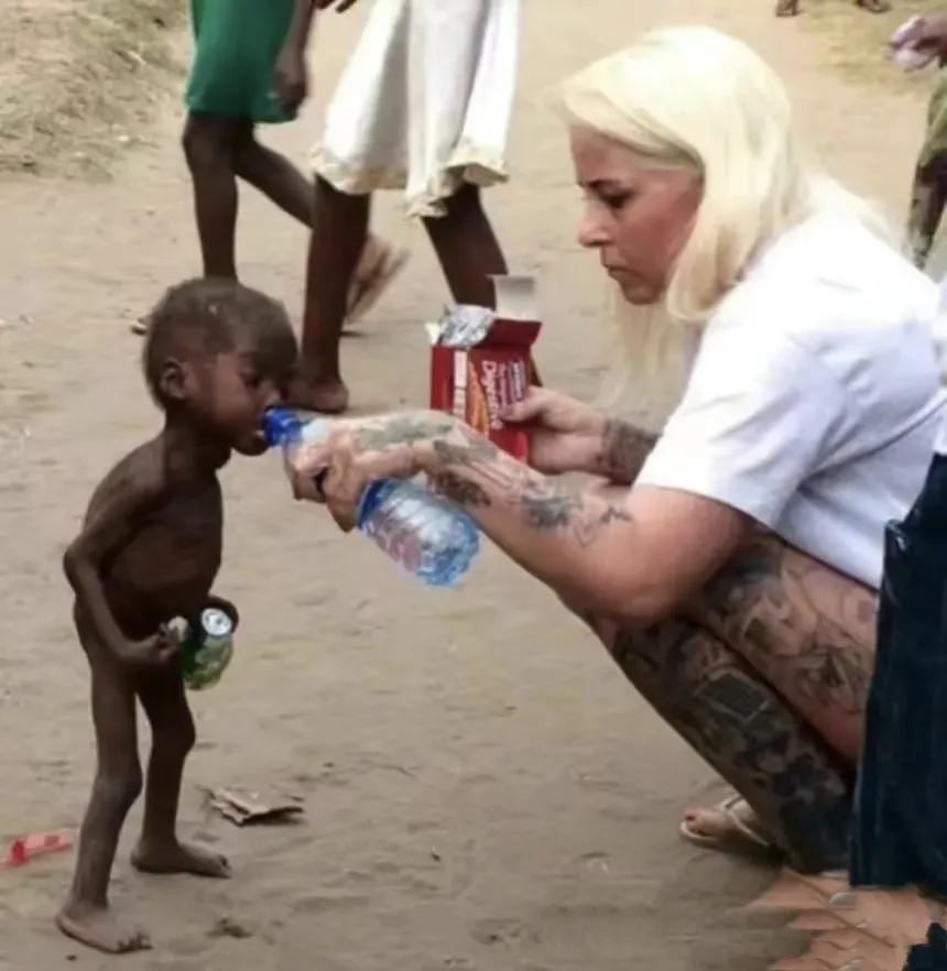 感动2017的十二张照片,2016年感动中国视频完整版