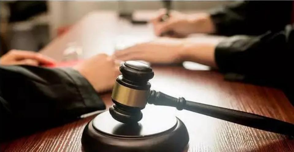 凤凰男婚后情绪反扑,70岁新加坡富商刺死女婿