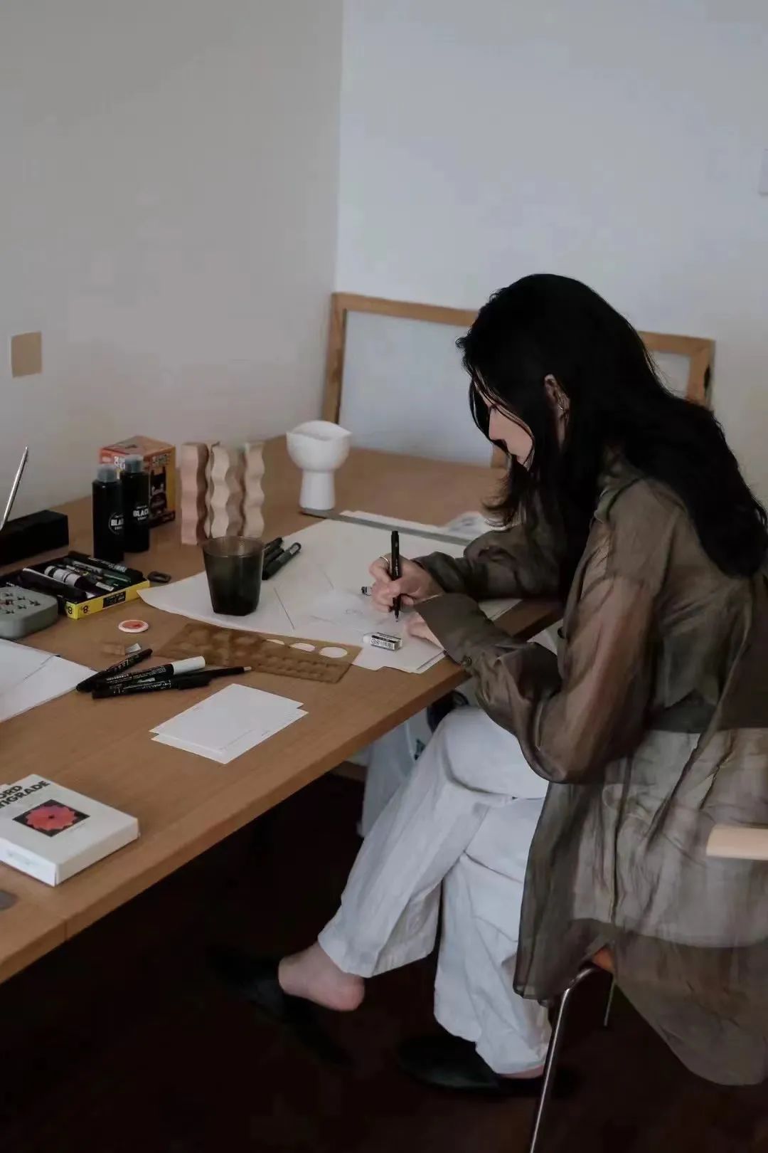 探访100个年轻人的家,居家办公如何克服父母的干扰