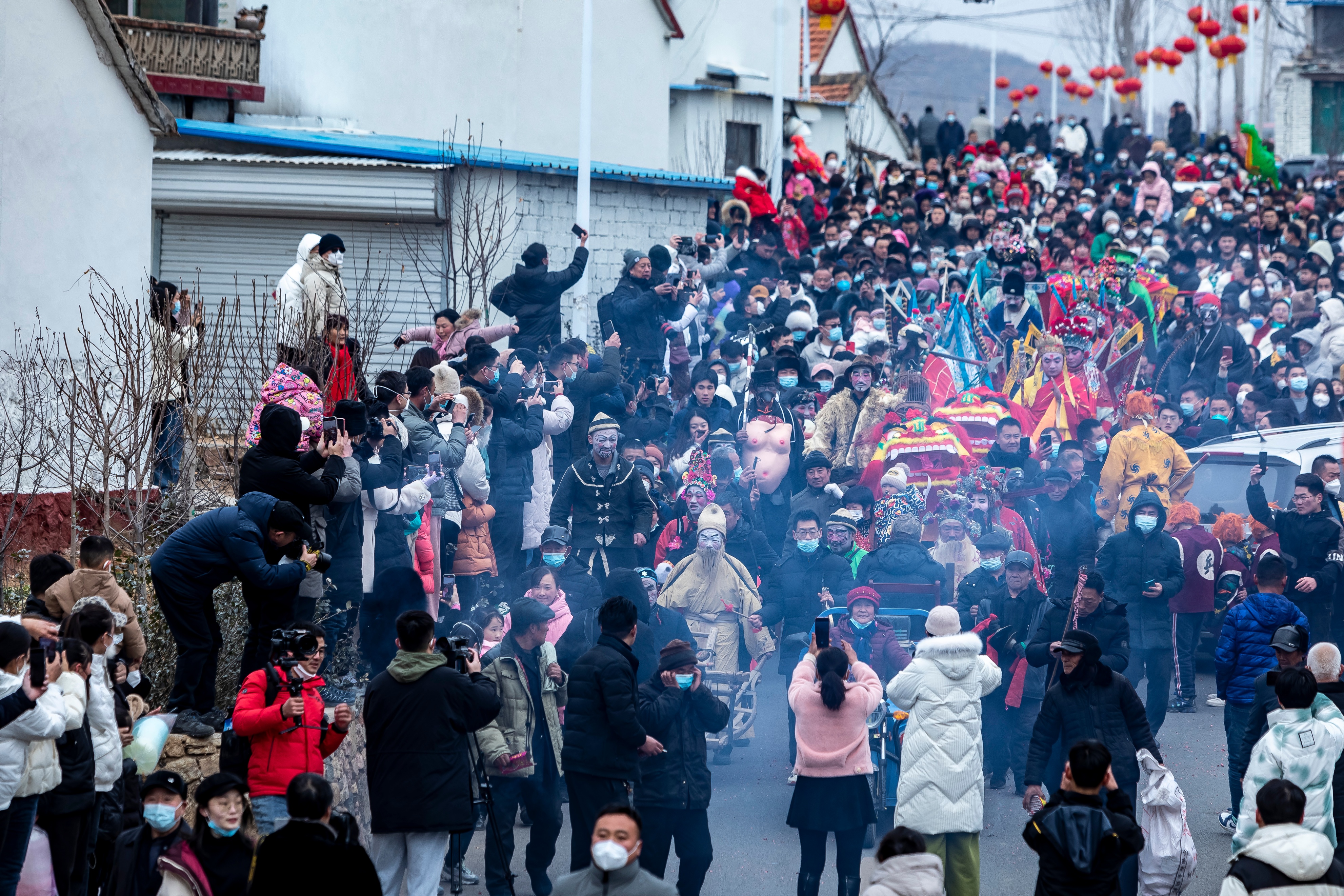 沂水大峪送火神时间,大峪村送火神舞狮