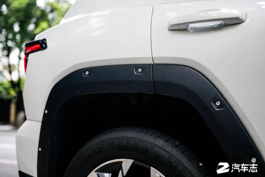 15万级别suv这3款怎么买很挑人,15万可选的四驱suv这4款物有所值