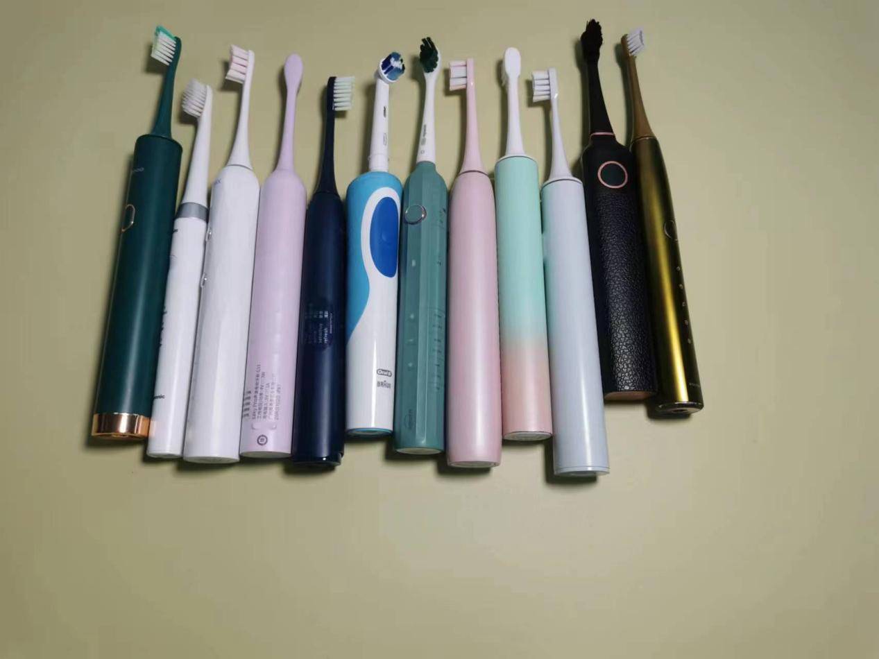 philipssonicare电动牙刷,usmile电动牙刷y1和y1s哪个型号好