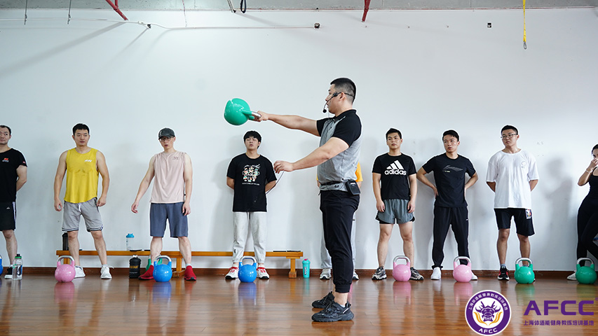 学健身教练去哪里学正规,学健身教练哪个培训基地最好