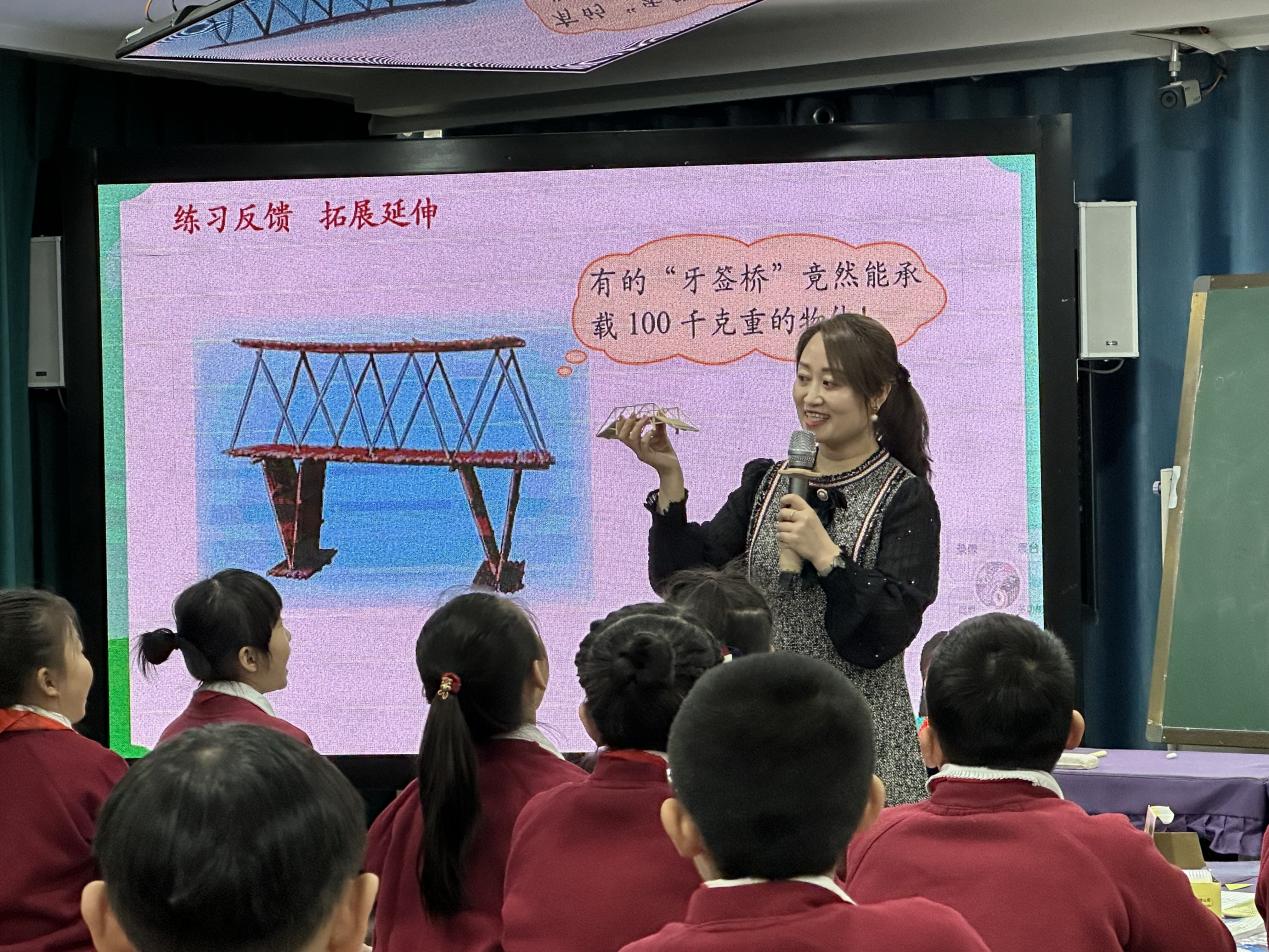 西安市雁塔区优质小学,雁塔区西安吉祥路小学