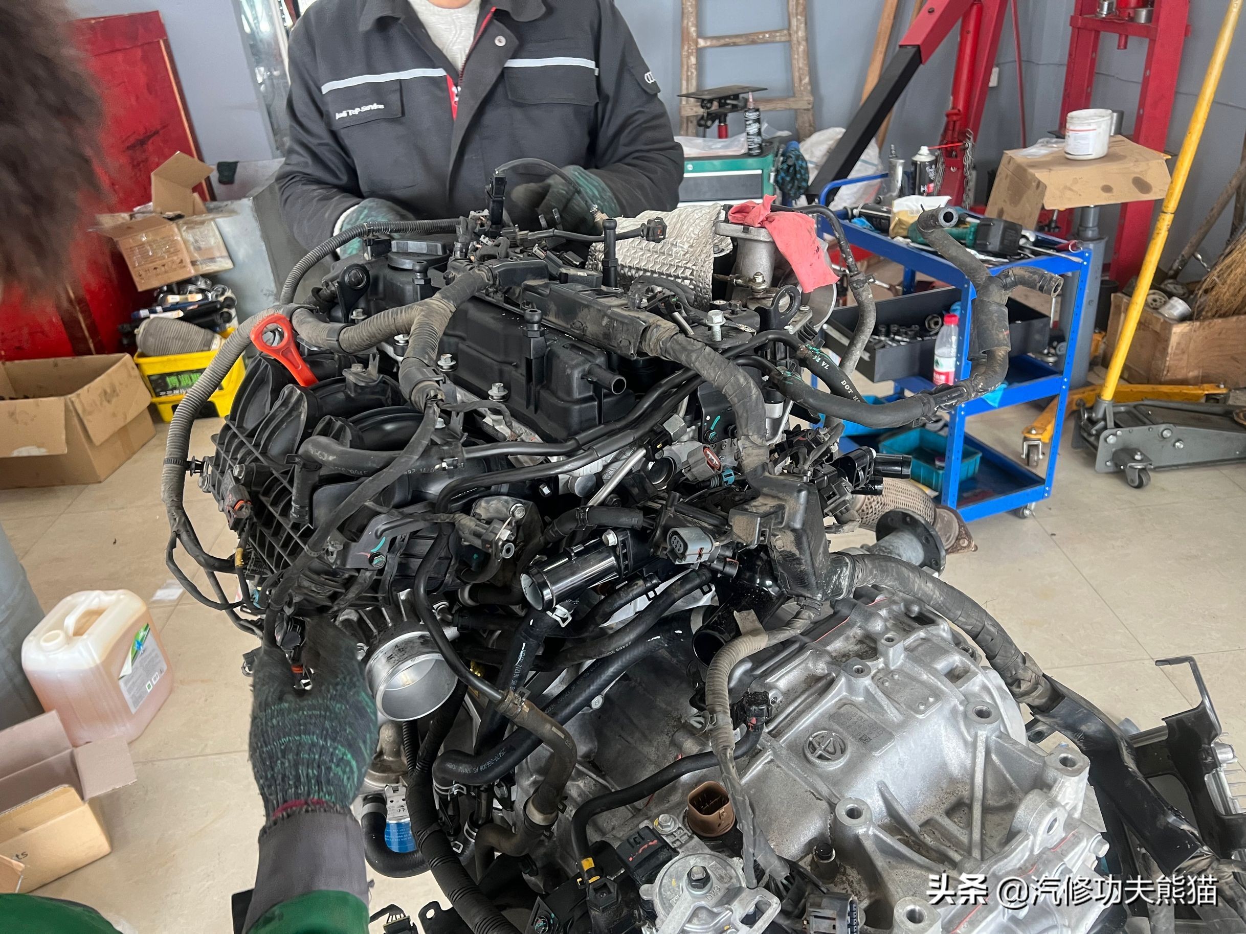 全新胜达大修,现代全新胜达9万公里烧机油