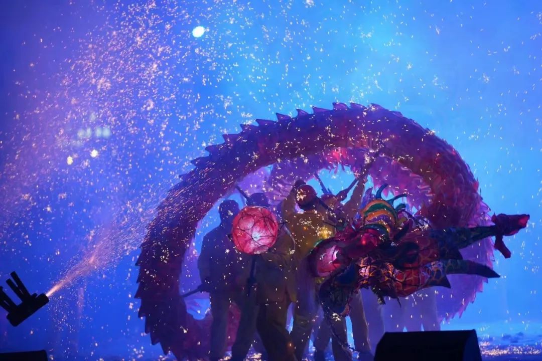 官方发声：让鞭炮声重新响起！必去的​14条春节长线，过个畅快新年