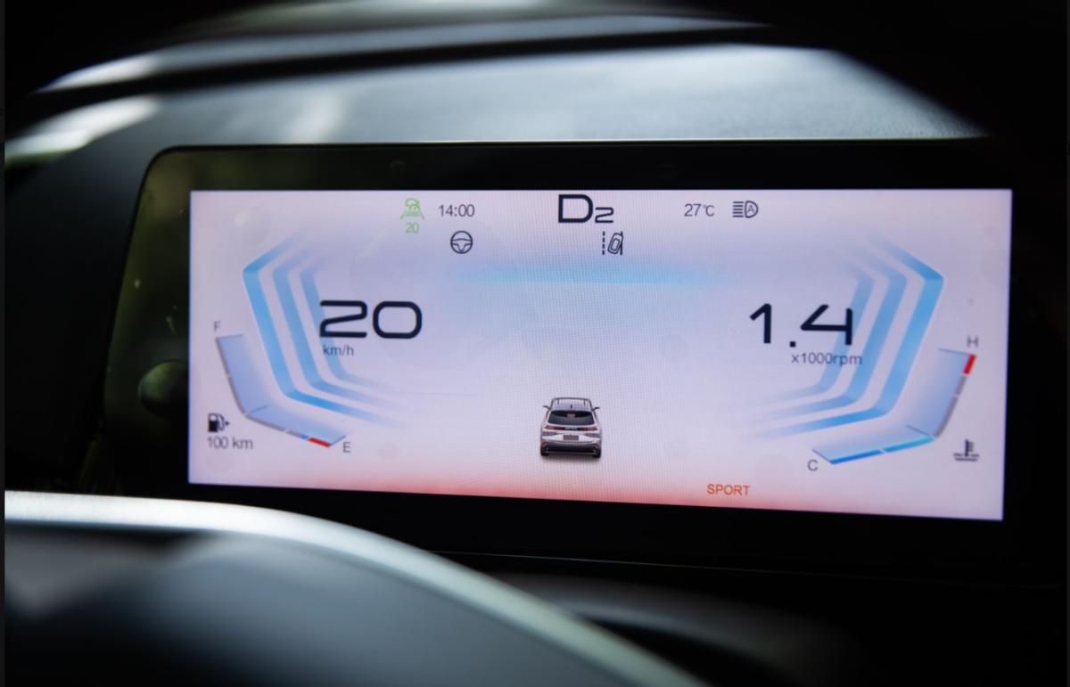 10万内最卷SUV？配行业一流华为鸿蒙OS，带你看北汽魔方