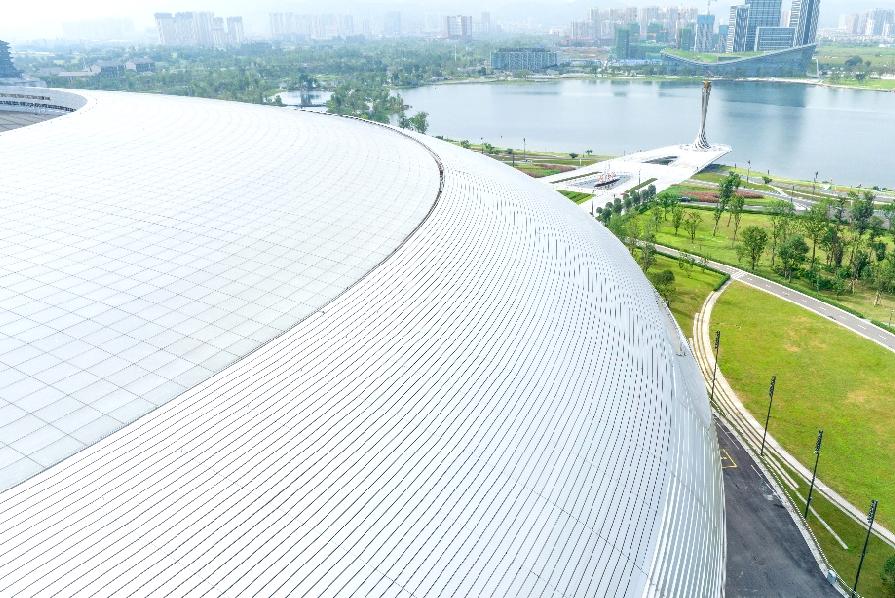 【军魂铸鲁班】大运飞碟拥抱世界!中建八局匠心打造第31届世界大学生运动会开幕式场馆