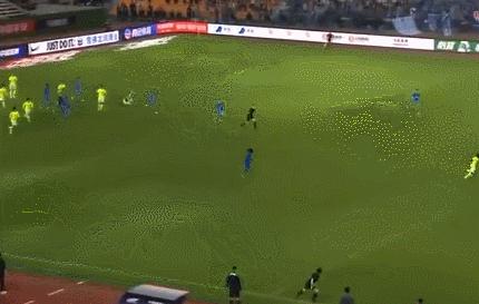 中超再现三大争议判罚,中超十大奇葩判罚