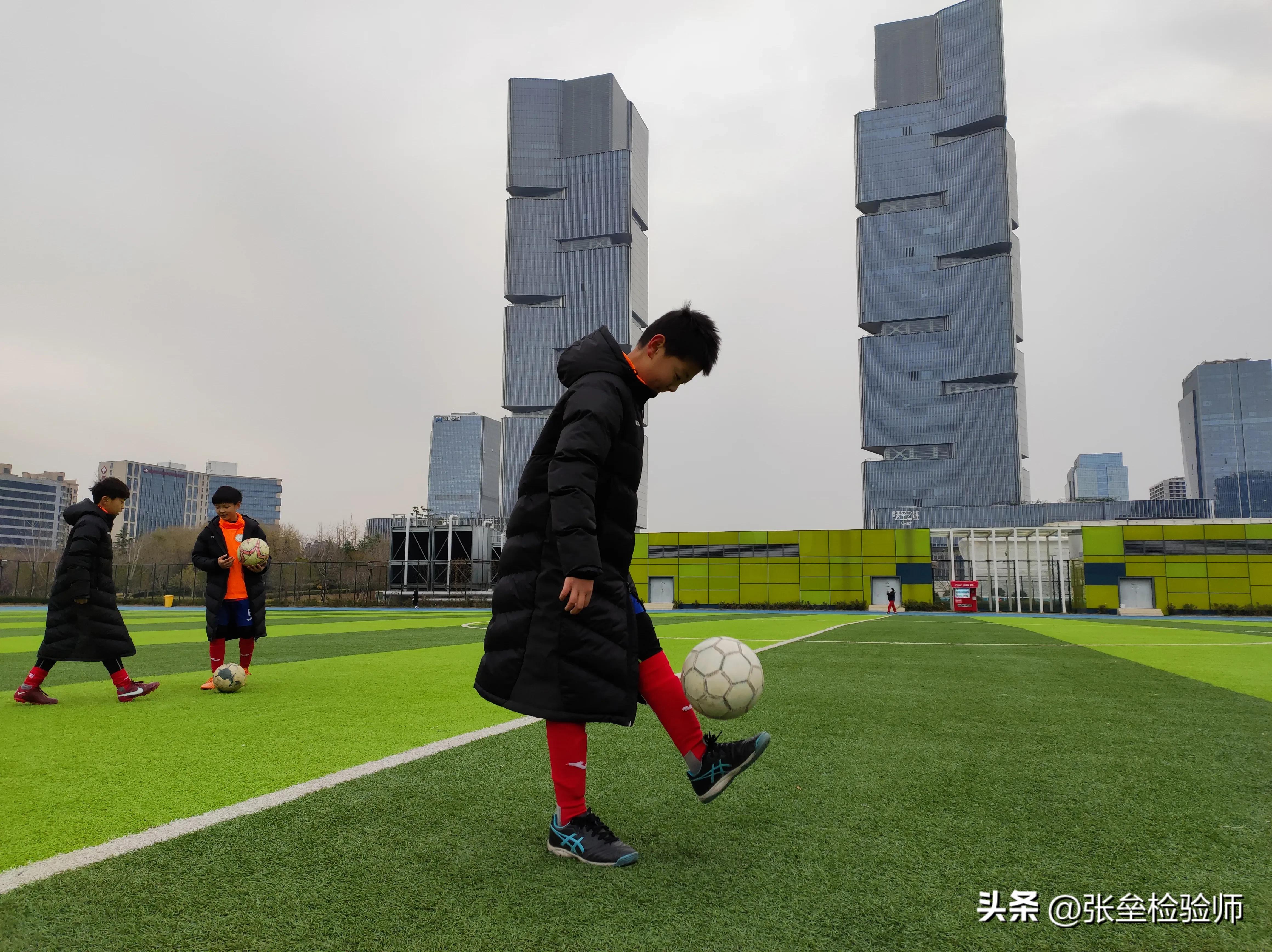 小孩感染新冠10多天了还没转阴,新冠感染小孩治愈全过程