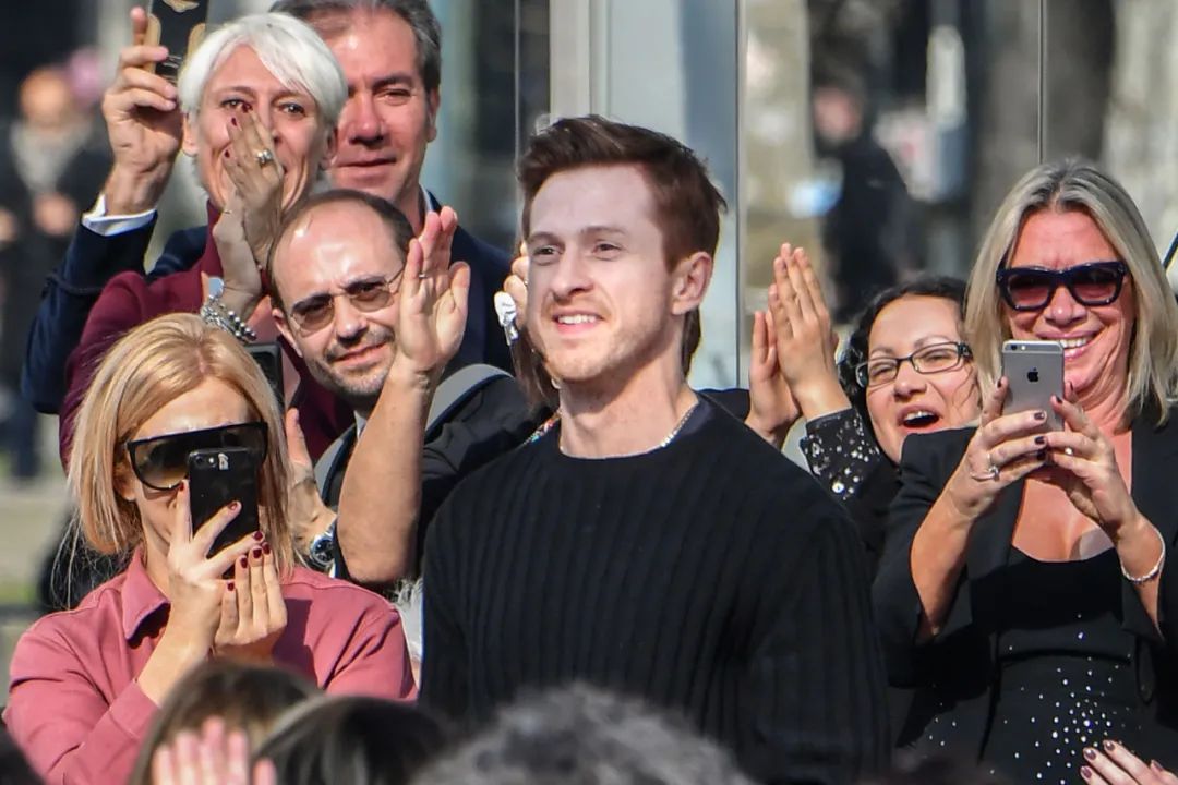 burberry经典卫裤,burberry休闲卫裤