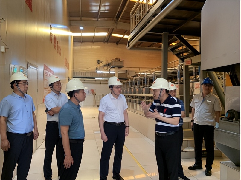 青岛华瑞集团董事长,山东华瑞集团最新消息