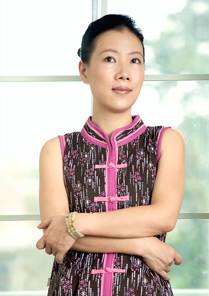 财经女侠叶檀完整视频,叶檀谈自己患乳腺癌几期