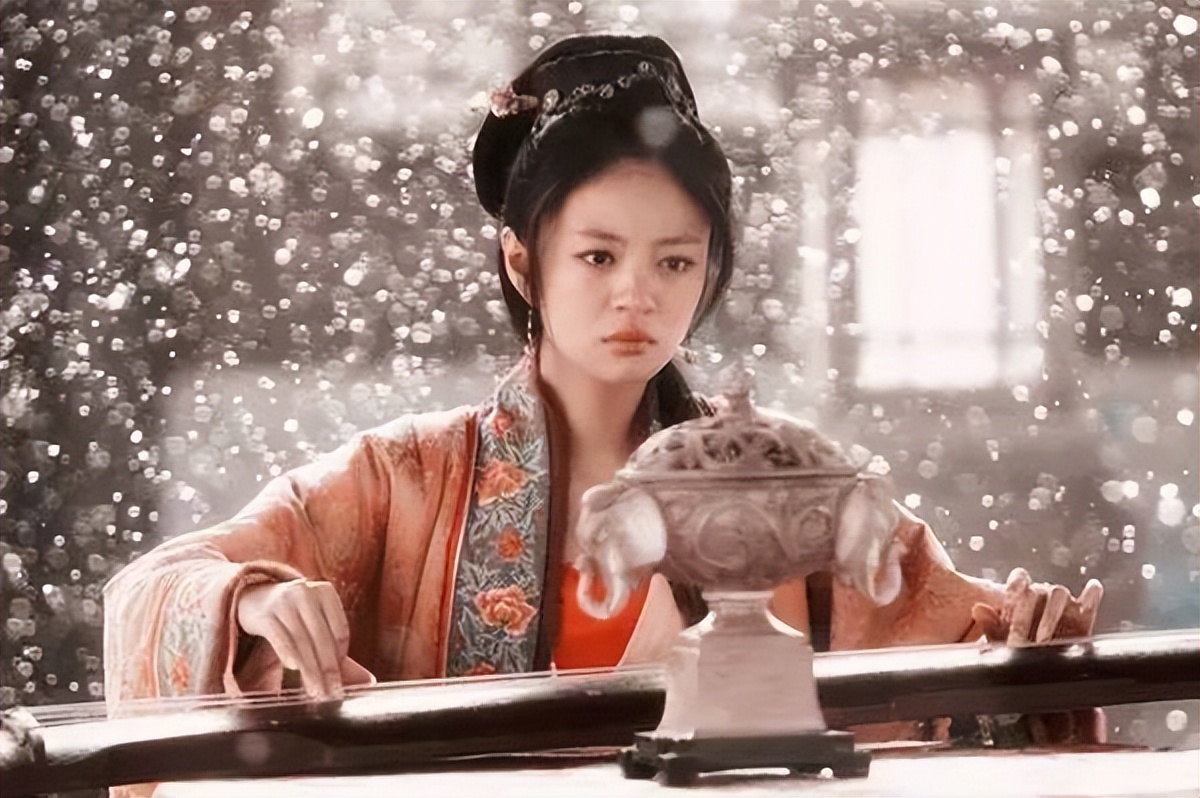 杜甫最具讽刺的诗句,杜甫最具代表的讽刺诗