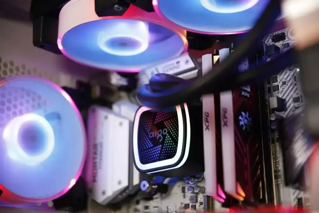 自己组装电脑注意事项和套路,自己怎样组装电脑看完你就懂了