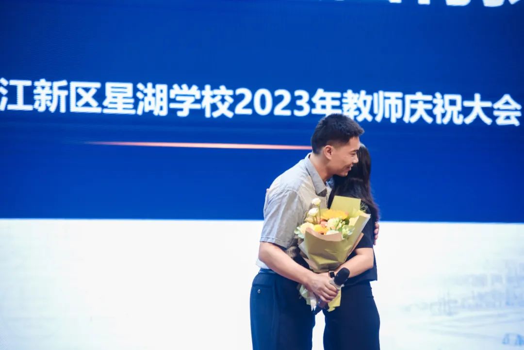 躬耕教坛强国有我获奖文案,躬耕教坛强国有我摄影作品