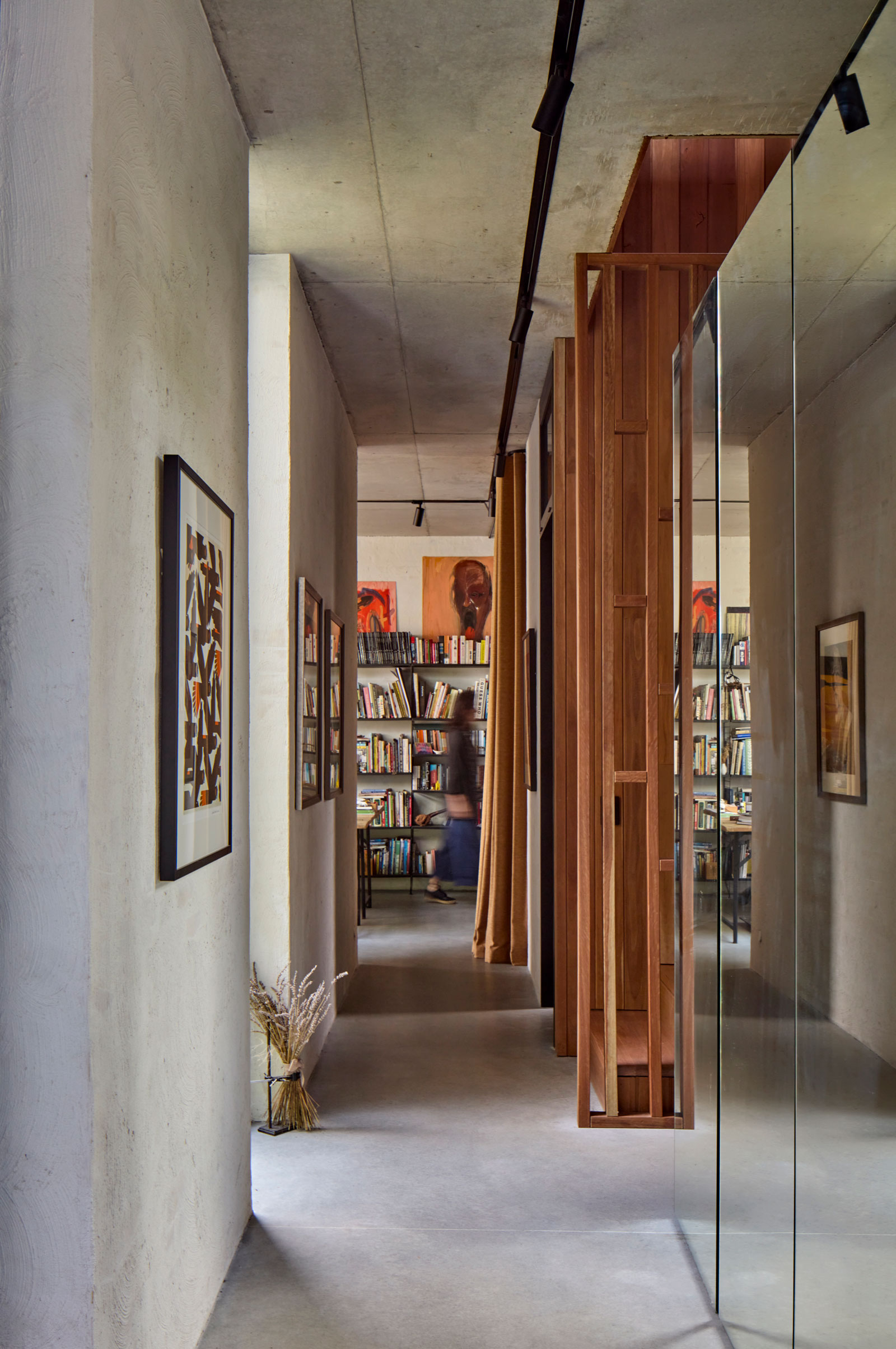 工作室漫游和IOTA：吉米的家