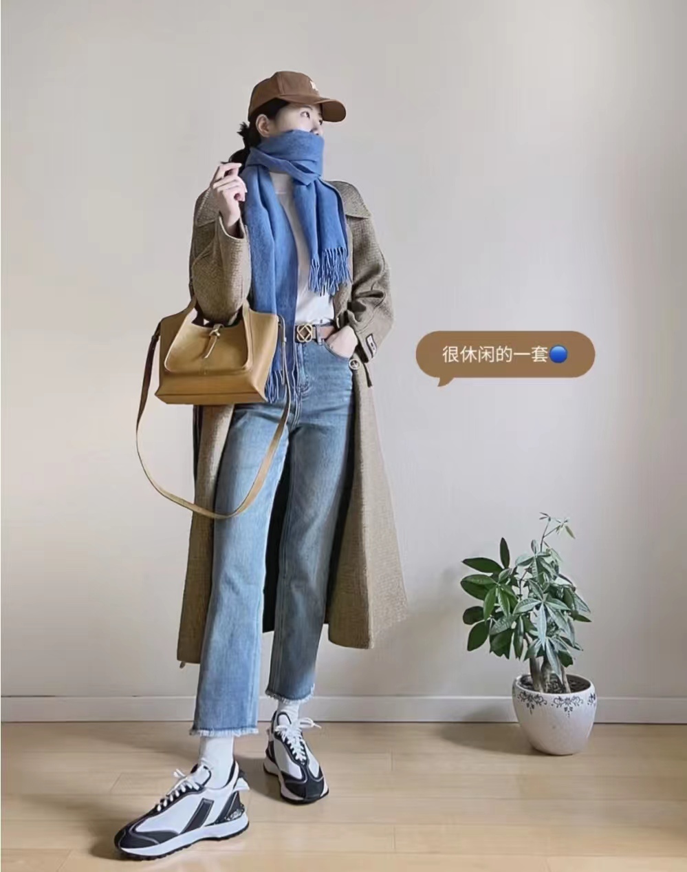 驼色浴袍大衣怎么搭配更高级,大衣棉服驼色穿搭女秋冬