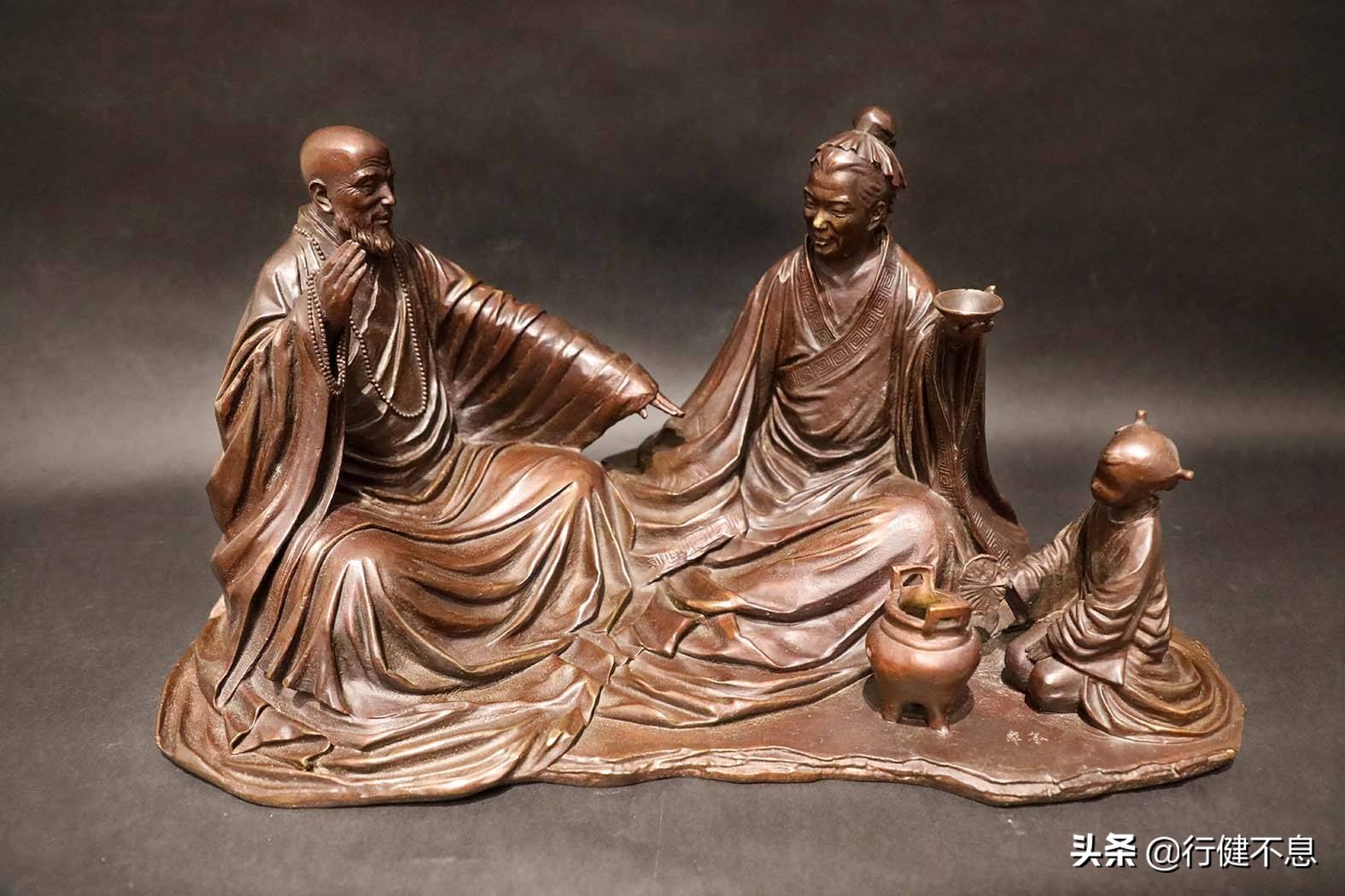 门对寒流雪满山的翻译,门对寒流雪满山