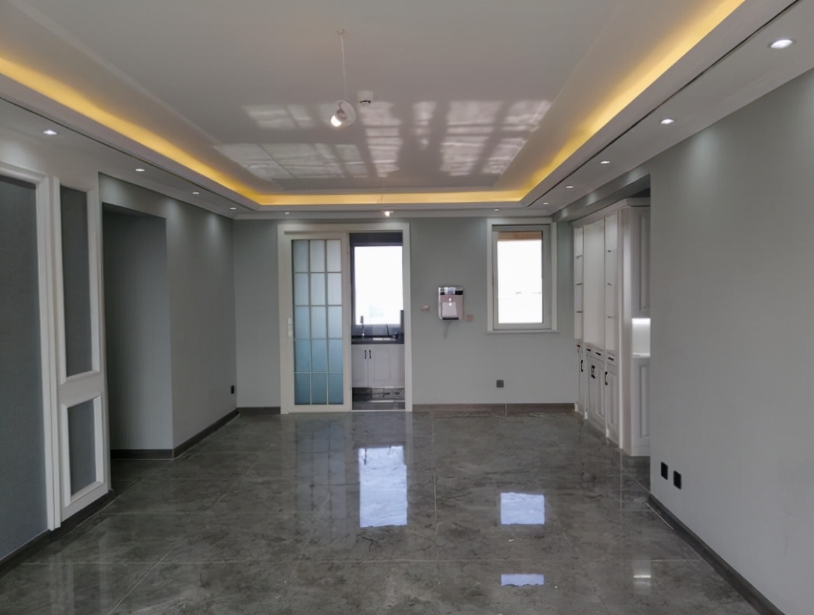 装修楼下天花板开裂谁的责任,楼上装修楼下天花板开裂怎么修补