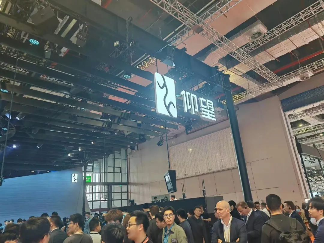 上海车展雷军看了什么车,雷军谈北京车展印象最深刻的车