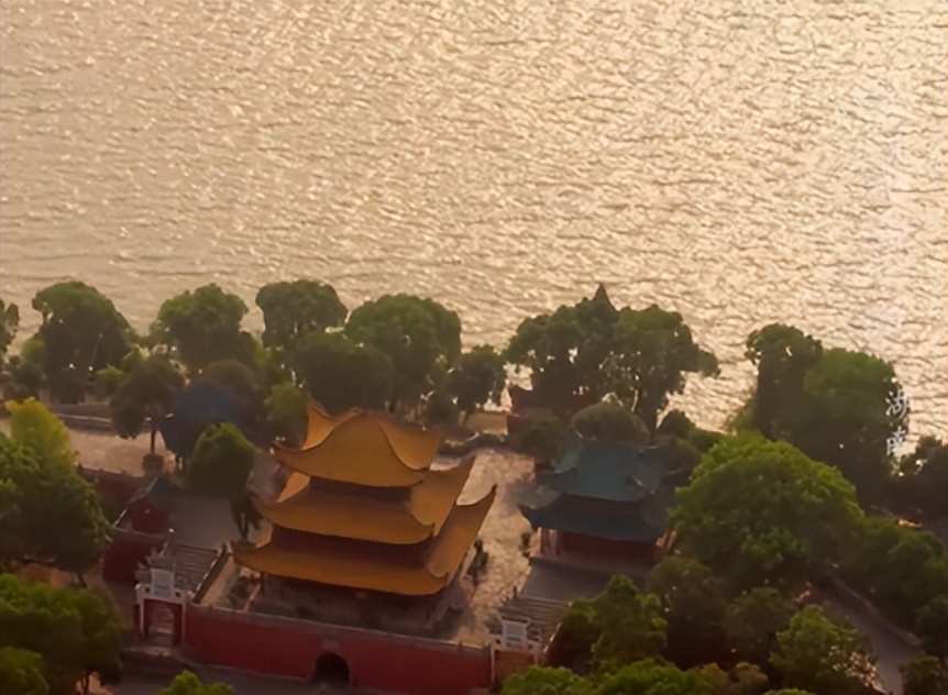 霡霂滂霈造句,霡霂淅沥什么意思